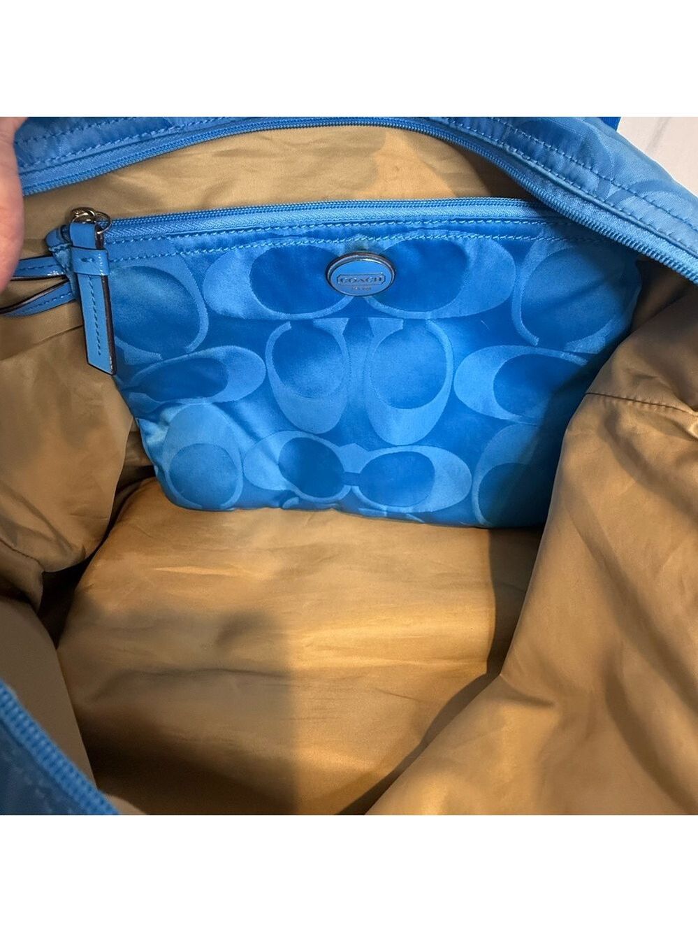 COACH GETAWAY SIGNATURE NYLON PACKABLE WEEKENDER BAG TOTE & POUCH BLUE F77321 - Picture 12 of 16
